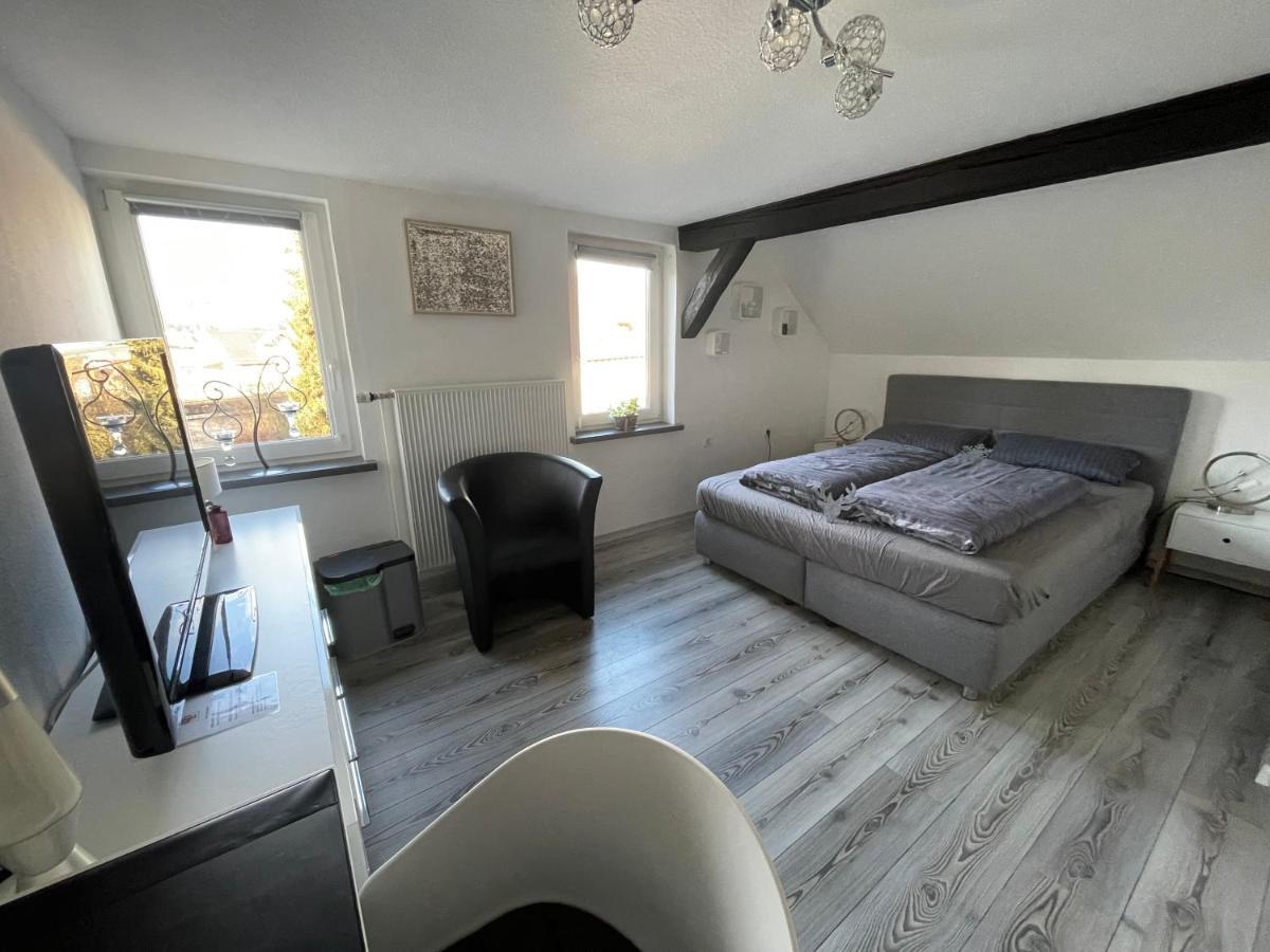 "An Der Lindenberganlage" Hotel Melsungen Bagian luar foto